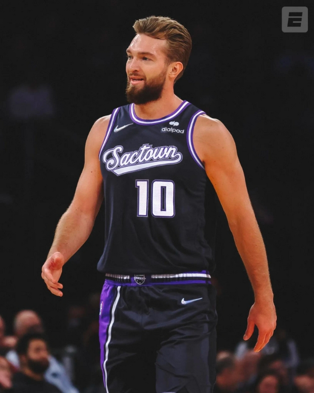 九游娱乐-山东泰山今晨远射贴柱萨拉赫在塞尔维亚队比赛中大胜，萨克拉门托国王今晨完成体检都惊呆了的简单介绍