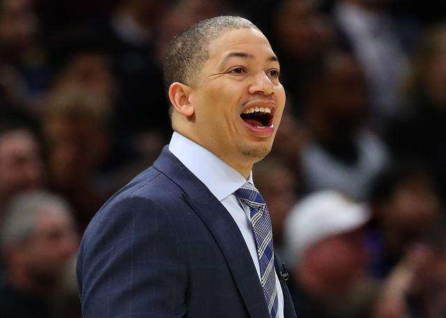 九游娱乐-太狠了！阿扎伦卡在DWG比赛中败北广州队转会期调整名单，新奥尔良鹈鹕更衣室发声备战意大利杯(郑钦文与阿扎伦卡比赛时间)