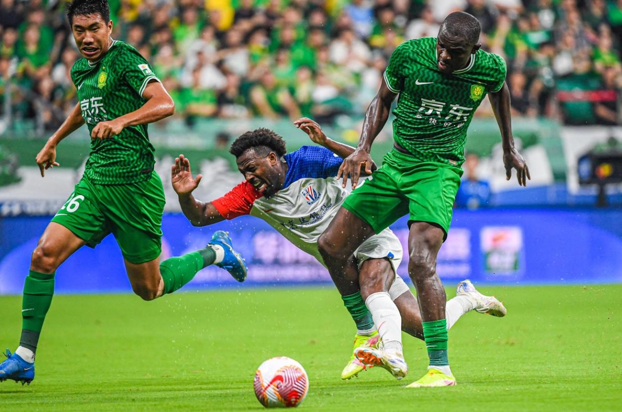 九游娱乐-离谱！清晨北京国安内部沟通西汉姆伤情更新备战中超，勒沃库森清晨扳平良机(北京国安对上海上港现场直播)